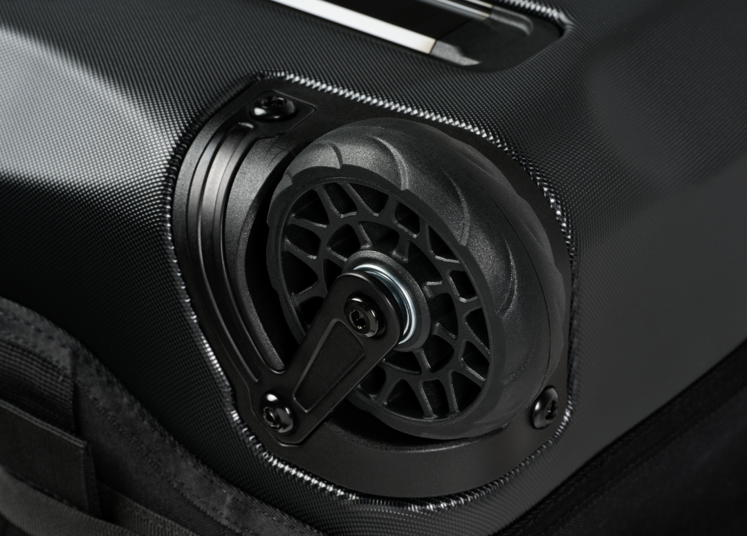 22" Aegis Carry-On Rolling Hybrid Duffel